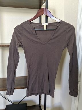 Ambiance Micro Ribbed Deep V‑Neck Long‑Sleeve Top 100% Cotton Brown XS